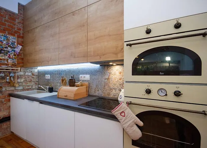 Vintage Modern Apartment Old Town Bratislava
